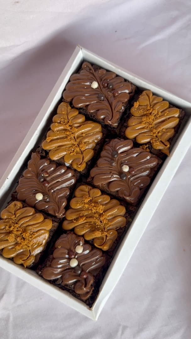 Box 8 mini brownies prestige