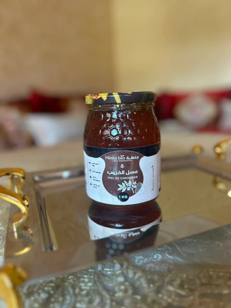 عسل الخروب للاستشفاء من أعراض المعدة