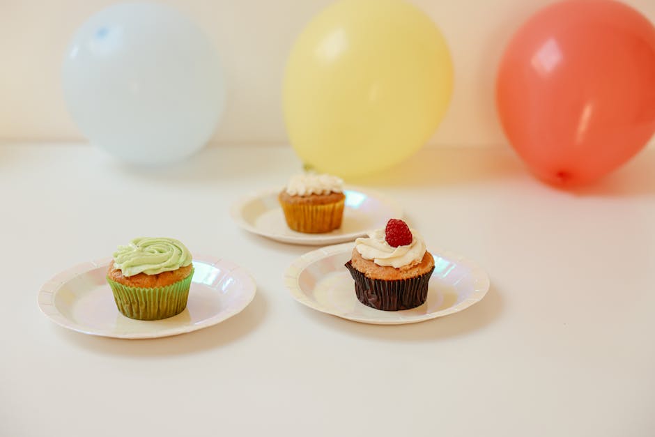 Boîte de cupcakes variés, vue de dessus